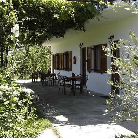 Petrouda'S Apartments Samothraki Ngoại thất bức ảnh
