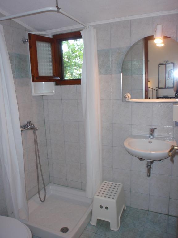 Petrouda'S Apartments Samothraki Ngoại thất bức ảnh