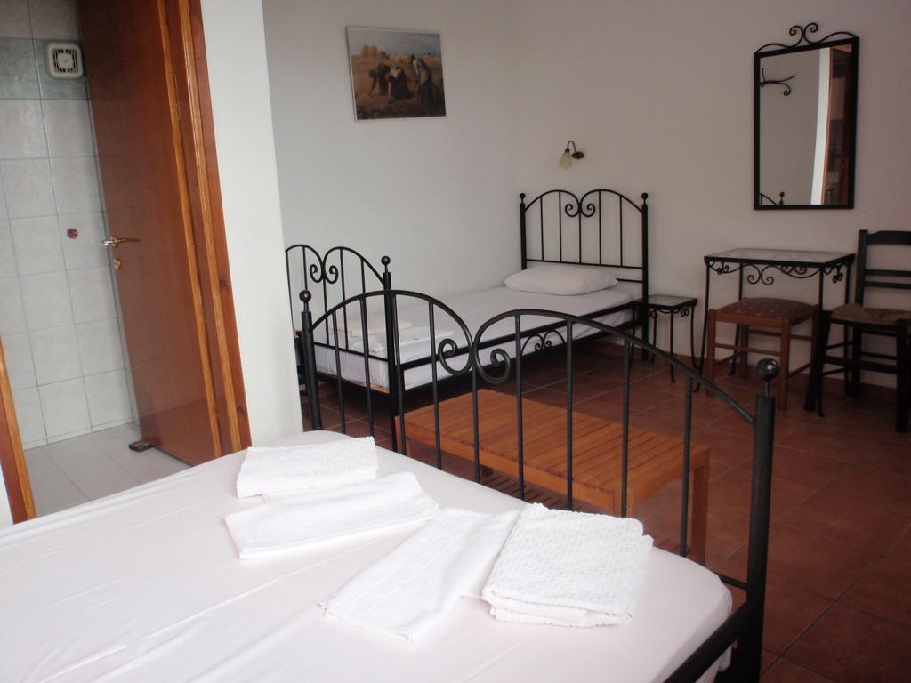 Petrouda'S Apartments Samothraki Ngoại thất bức ảnh